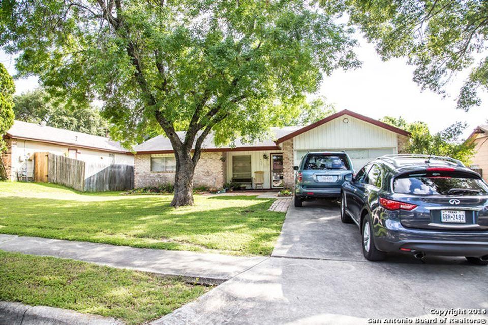 4338 Las Cruces St, San Antonio, TX 78233