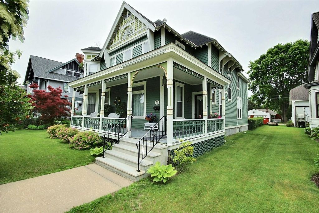 1010 Cass St, La Crosse, WI 54601 Trulia