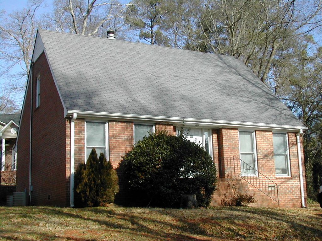 135 Hardin Dr, Athens, GA 30605