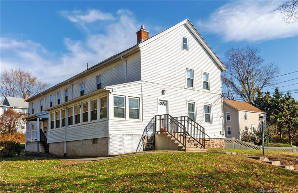 3 Quarry Ln, Portland, CT 06480