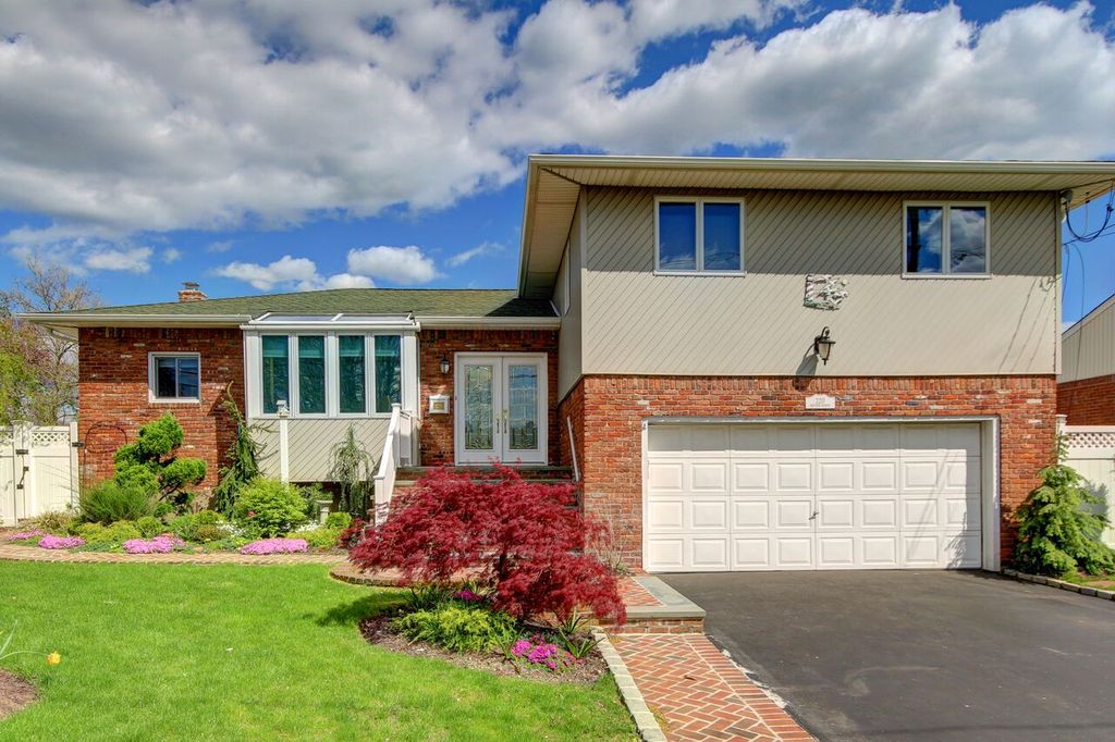 220 Bayview Ave, Massapequa, NY 11758 Trulia