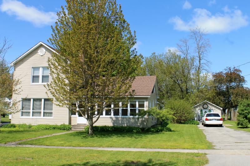 209 N 1st St, Harrisville, MI 48740 Trulia