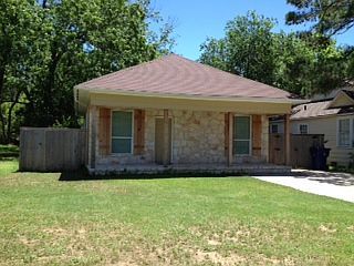 1414 W Sears St, Denison, TX 75020