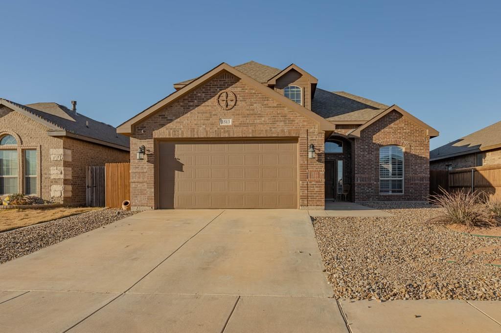1513 Cerrillos Ave, Midland, TX 79705