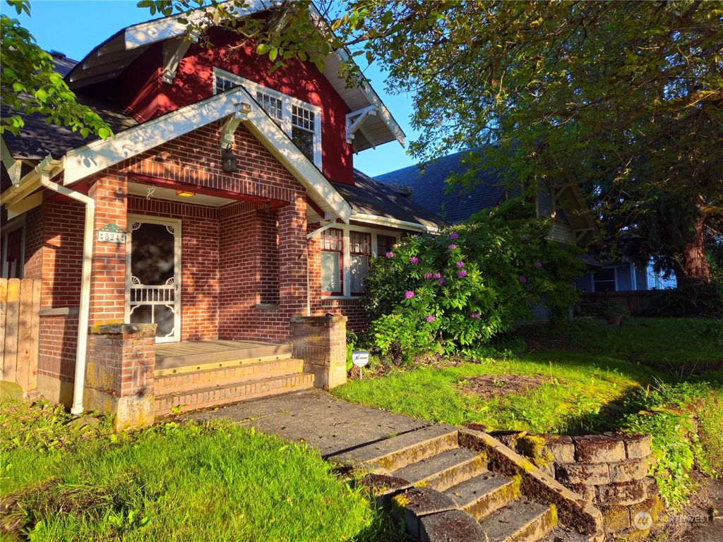 824 S Pearl Street, Centralia, WA 98531 SingleFamily Home for Sale