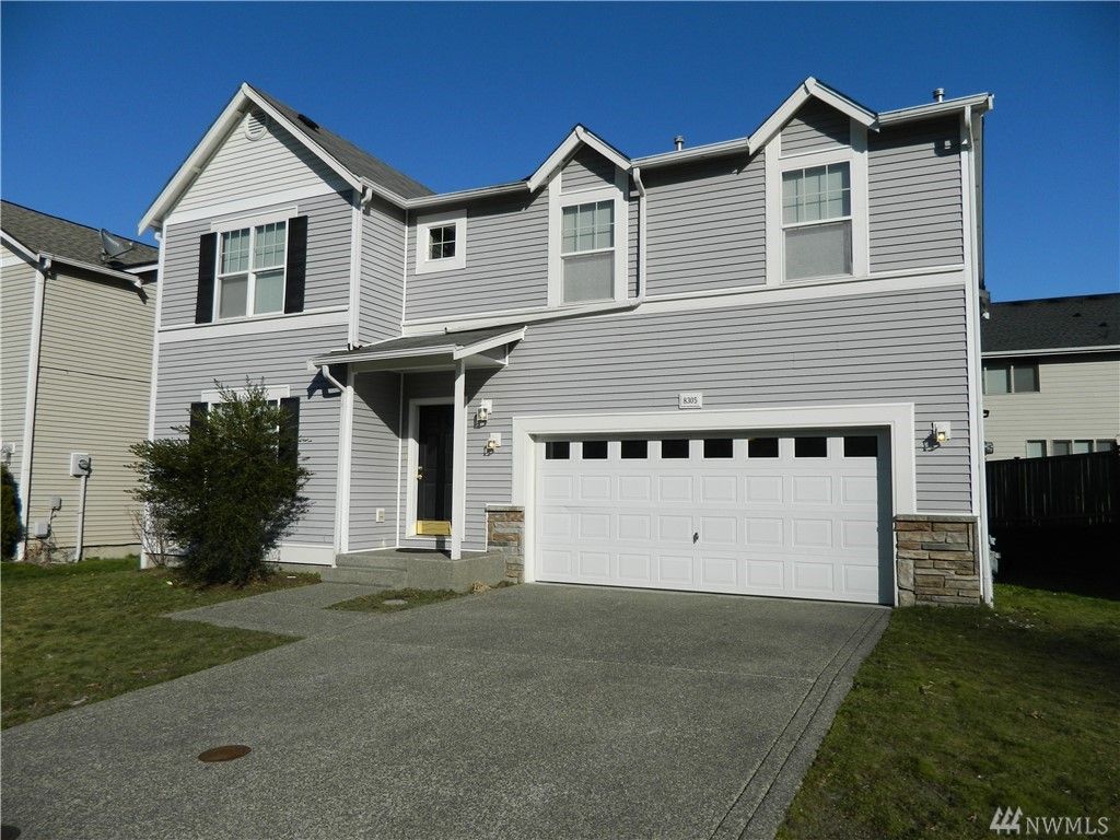 8305 209th Avenue Ct E, Bonney Lake, WA 98391