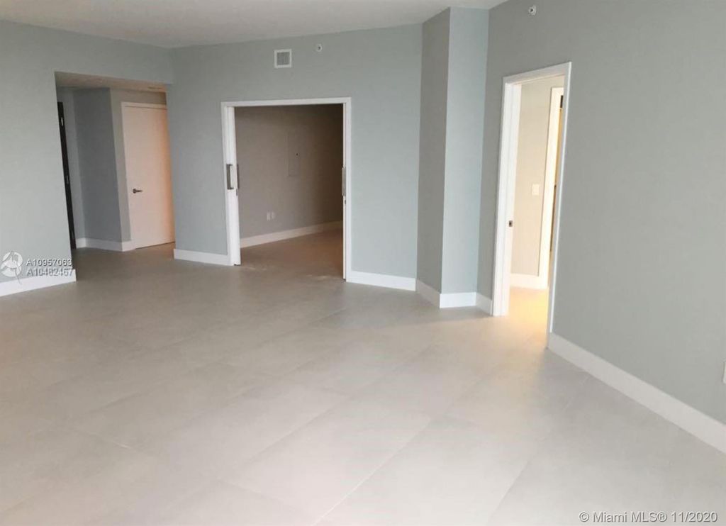 17301 Biscayne Blvd #1604, Aventura, FL 33160