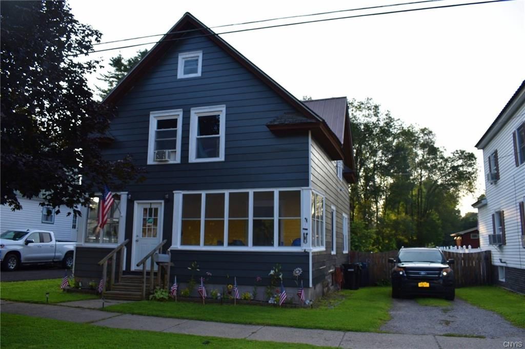 26 Ransom St, Dolgeville, NY 13329