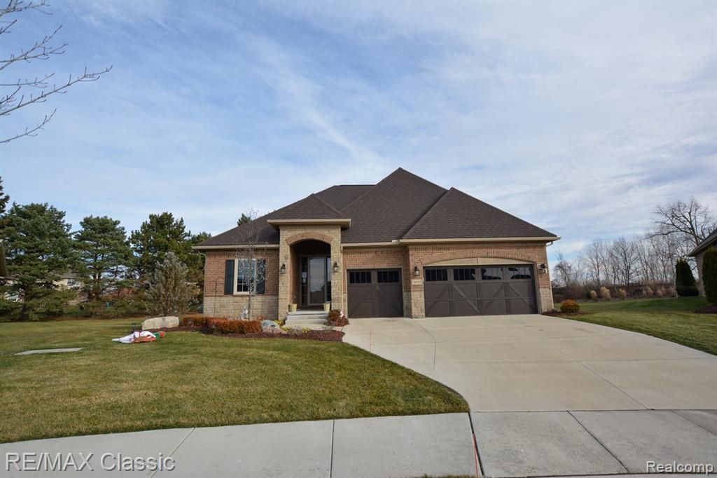 24392 Pinnacle Cir South Lyon Mi 48178 Mls 2200100386 Trulia