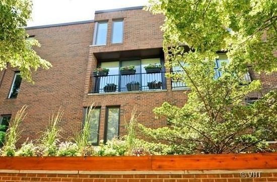 429 W Grant Pl #38, Chicago, IL 60614