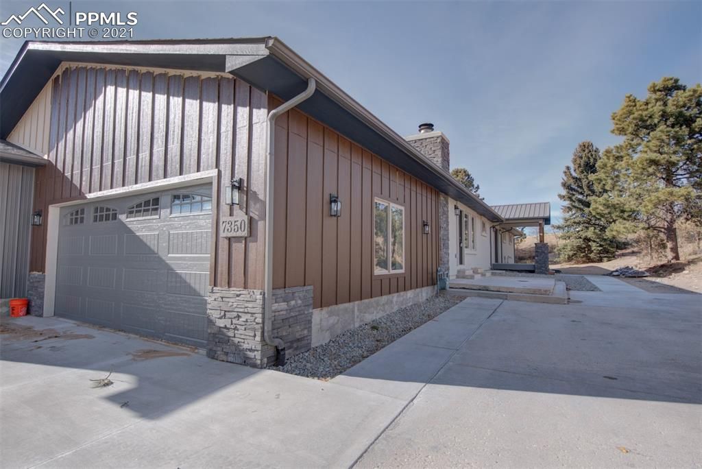 7350 Taos Dr, Colorado Springs, CO 80920