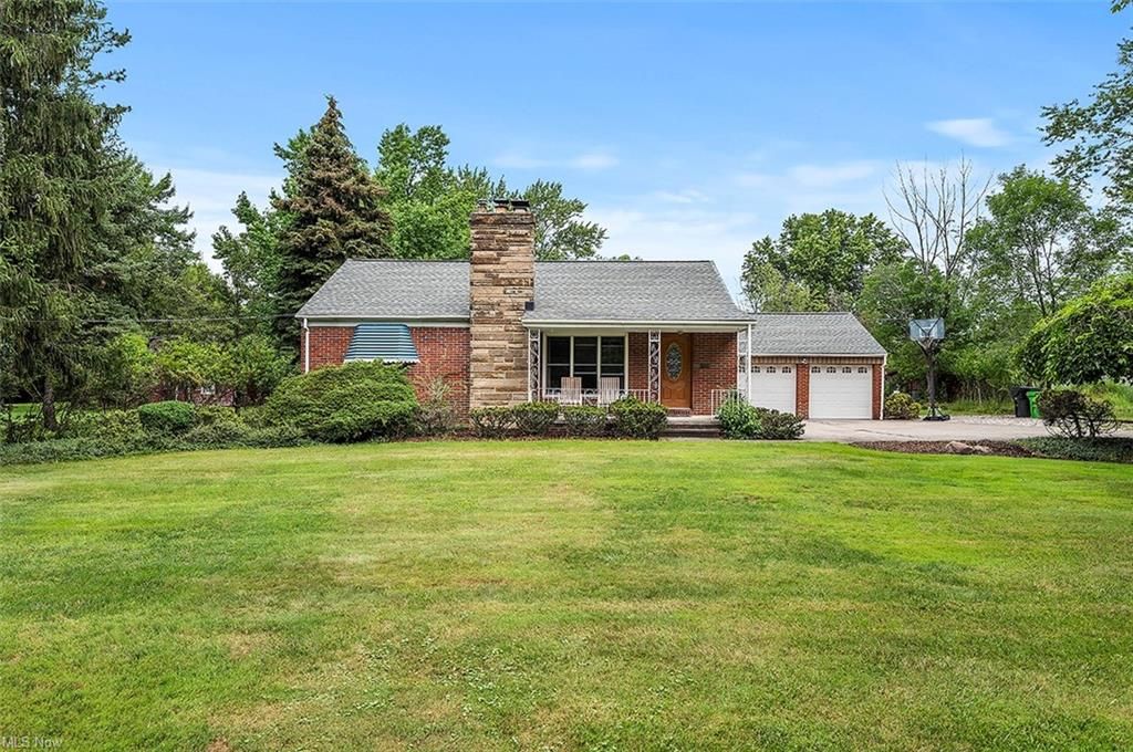 5427 Highland Rd, Highland Heights, OH 44143