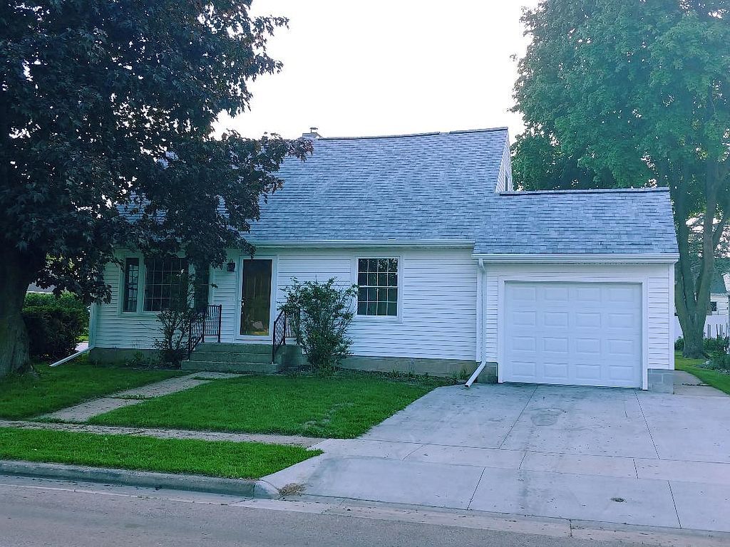 604 N Clark St, Horicon, WI 53032 Trulia