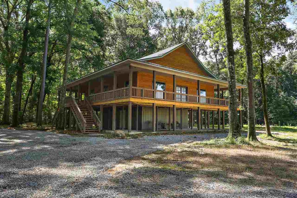 3026 Hopewell Rd, Crystal Springs, MS 39059 5 Bed, 4 Bath Single
