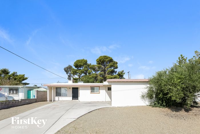 2953 Gala St, Las Vegas, NV 89169