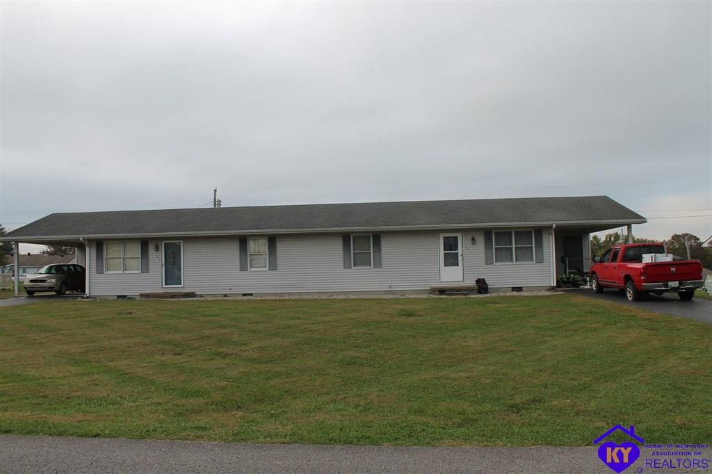121 & 123 Vintage Ln, Campbellsville, KY 42718