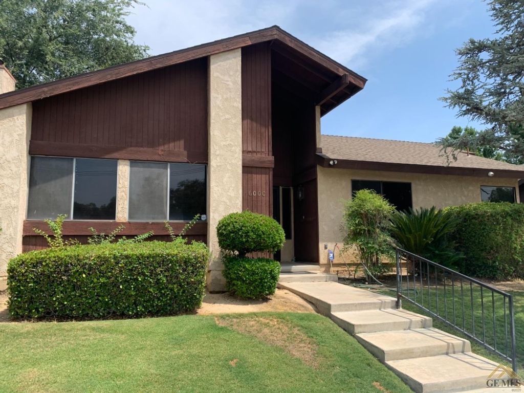 6000 Auburn St #A, Bakersfield, CA 93306