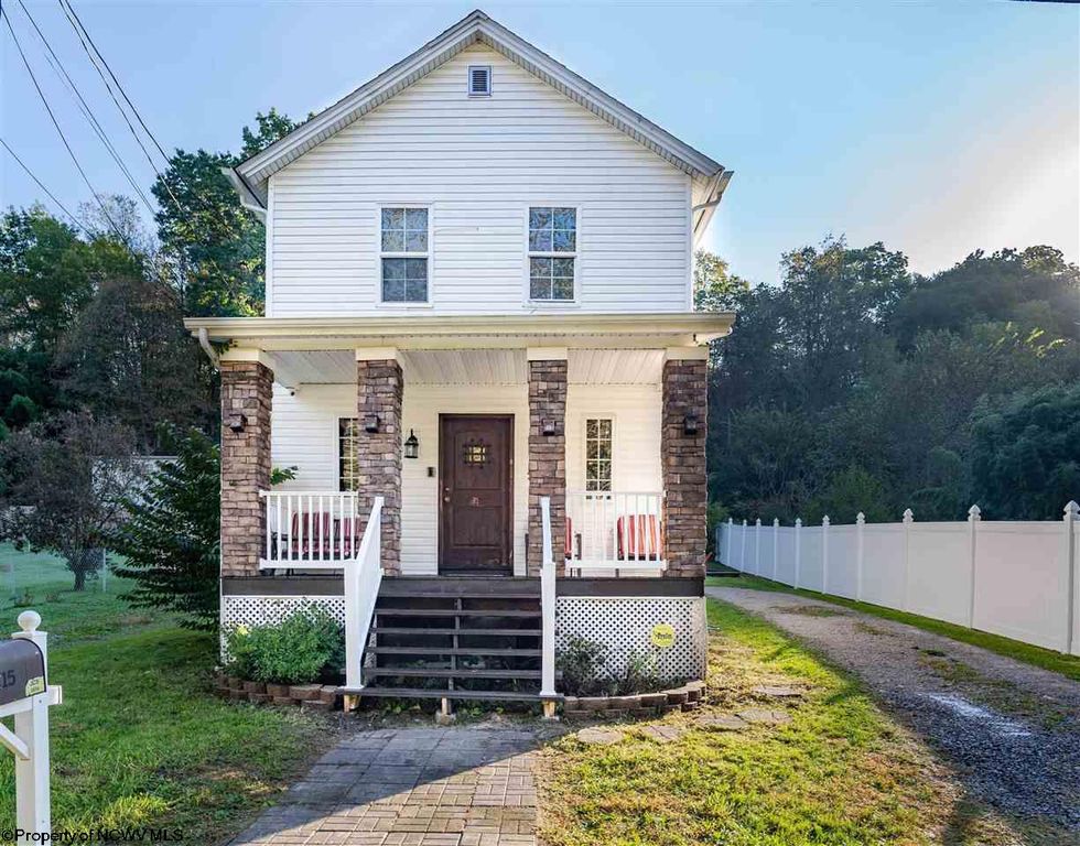 2215 Nilan Rd, Point Marion, PA 15474