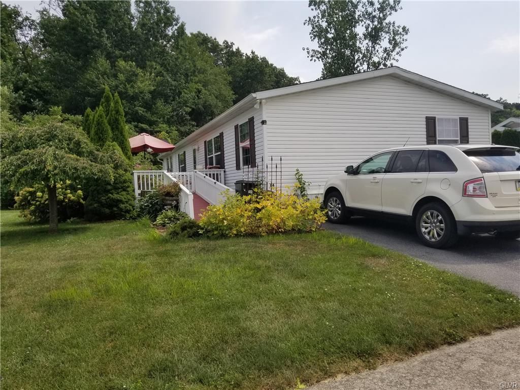 84 Pheasant Dr, Kutztown, PA 19530