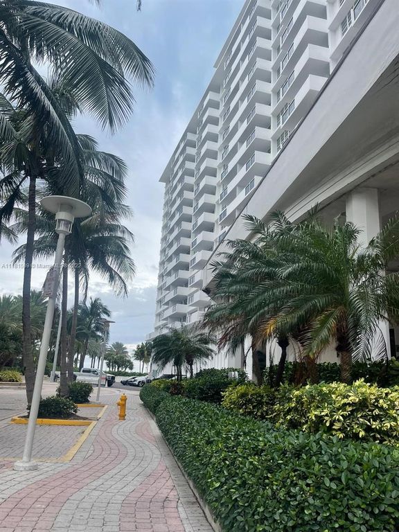 100 Lincoln Rd #323, Miami Beach, FL 33139