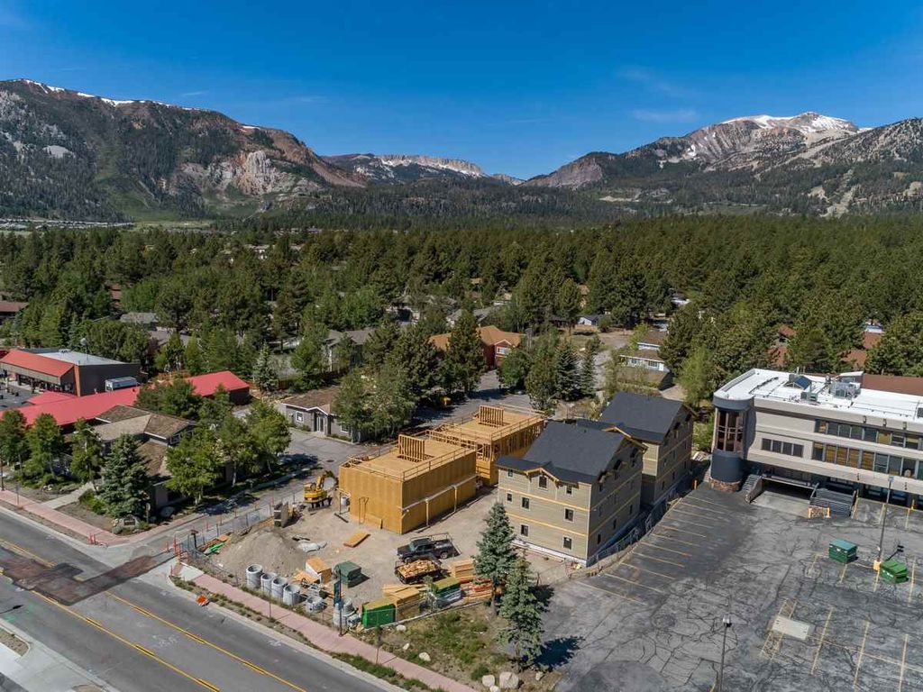 540 Old Mammoth Rd   #2, Mammoth Lakes, CA 93546