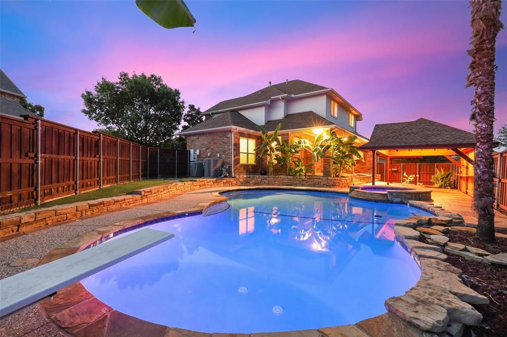 1706 Saint James Pl, Garland, TX 75043