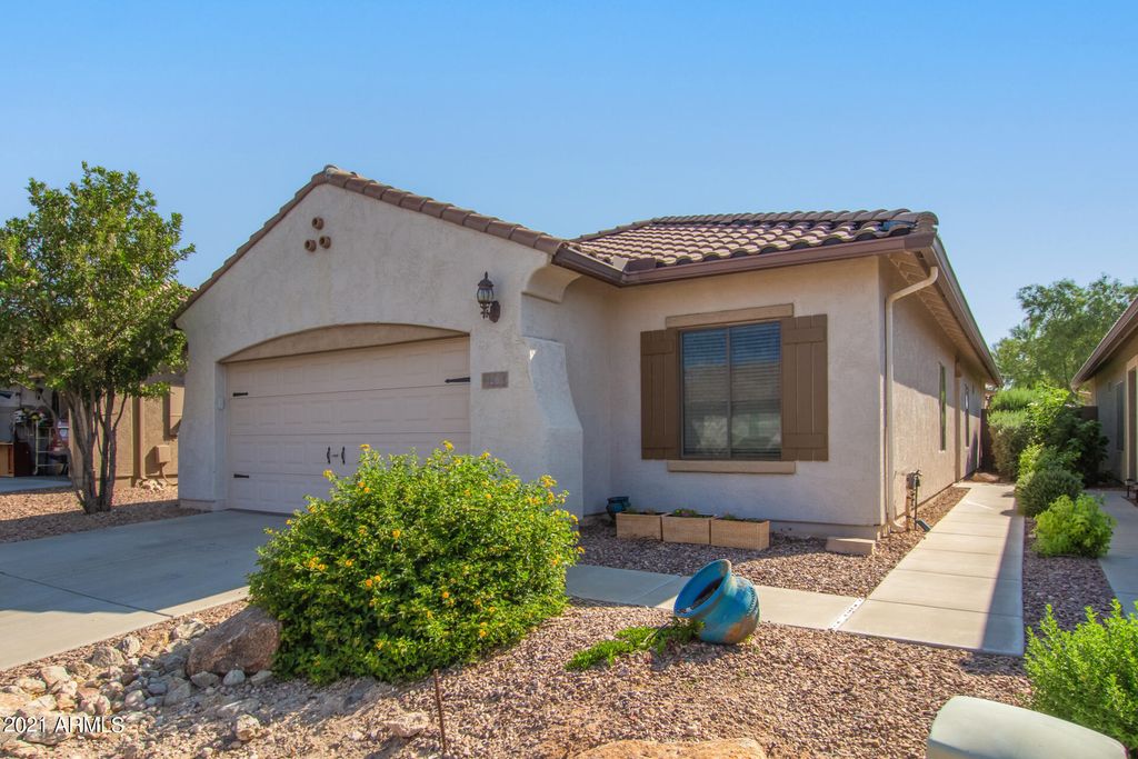 2261 N Potomac Ct, Florence, AZ 85132