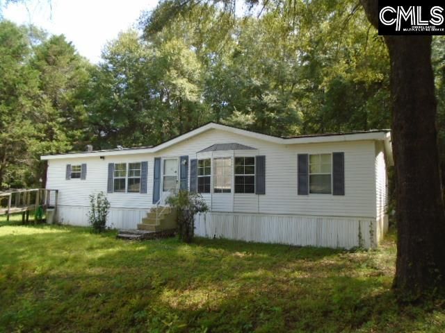 1109 Hickory Dr, Summerton, SC 29148