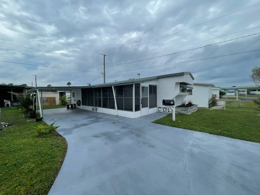 4918 14th St W #F-1, Bradenton, FL 34207 - See Est. Value, Schools