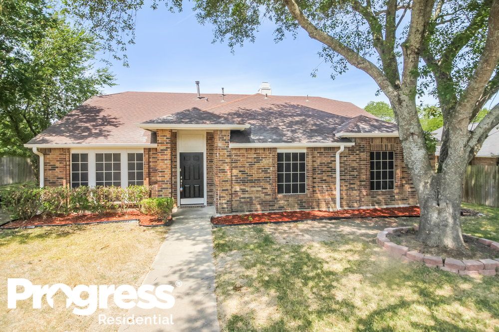116 Wildwood Dr, Desoto, TX 75115