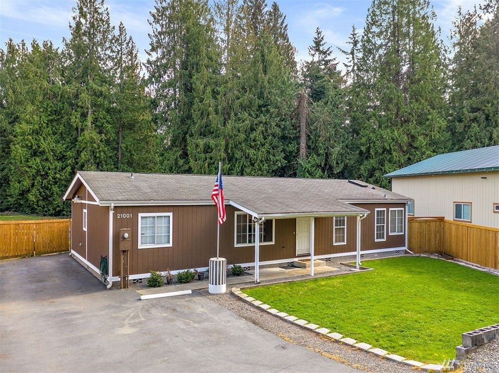 21001 92nd St E, Bonney Lake, WA 3 Bed, 2 Bath Mobile / Manufactured