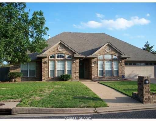 608 Benchmark Dr, College Station, TX 77845