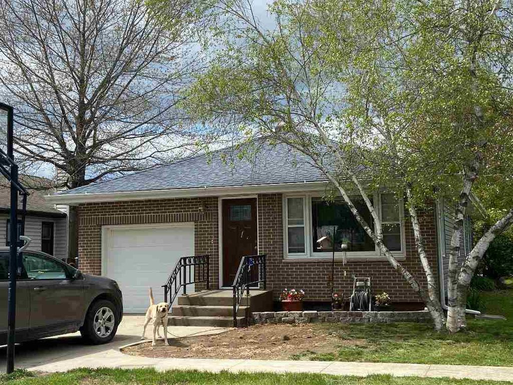 437 1st St NE, New Albin, IA 52160 Trulia