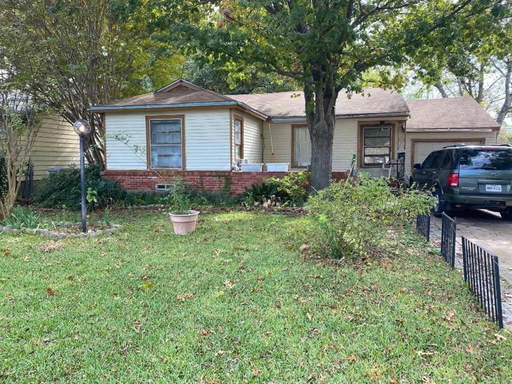 2114 Norwood Dr, Dallas, TX 75228