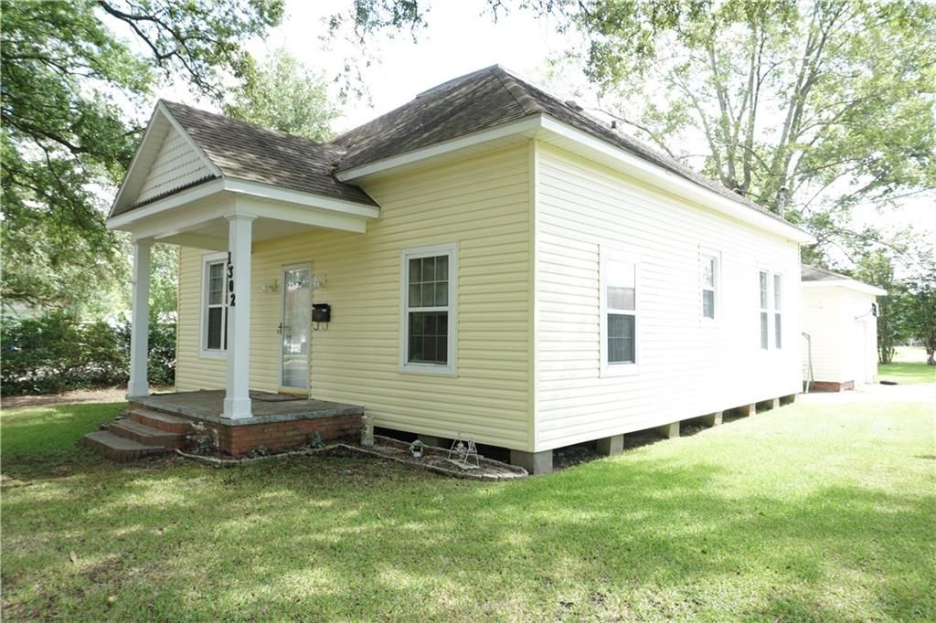 1302 N Main St, Jennings, LA 70546 Trulia