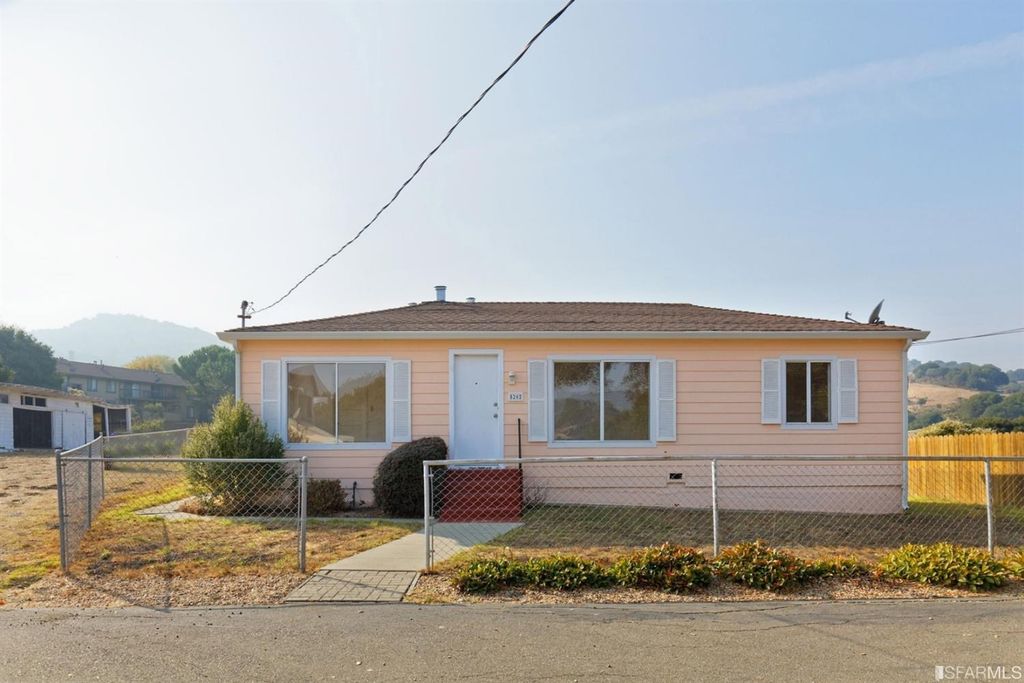 5202 San Pablo Dam Rd, El Sobrante, CA 94803