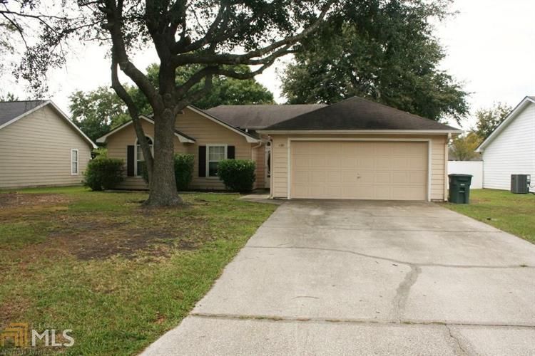 128 Lakeside Dr, Kingsland, GA 31548