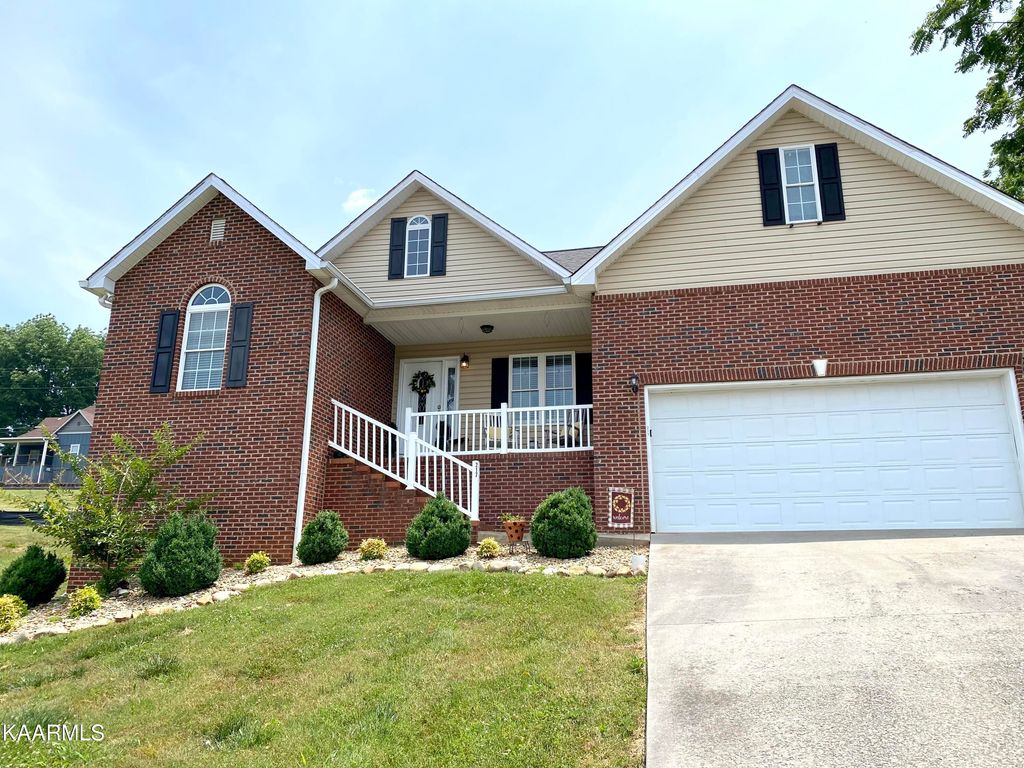 217 Loomis St, Tellico Plains, TN 37385 Trulia