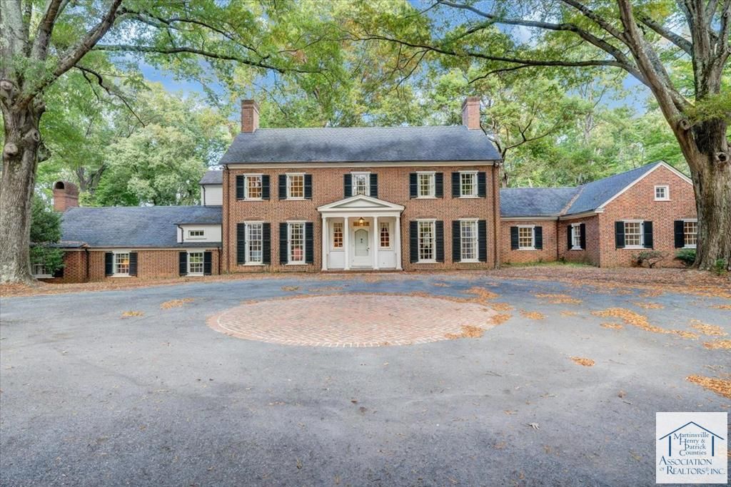 1203 Sam Lions Trl, Martinsville, VA 24112