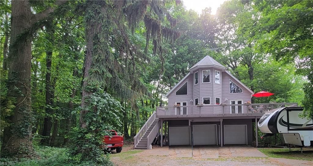 65 Athens Dr, Painesville, OH 44077