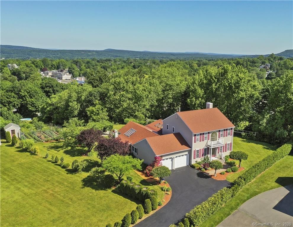 50 Harkins Ln, Meriden, CT 06450