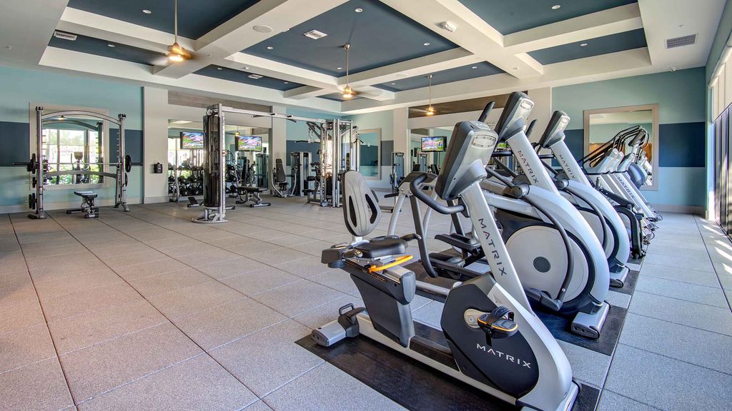 8633 Addison Place Cir, Naples, FL 34119