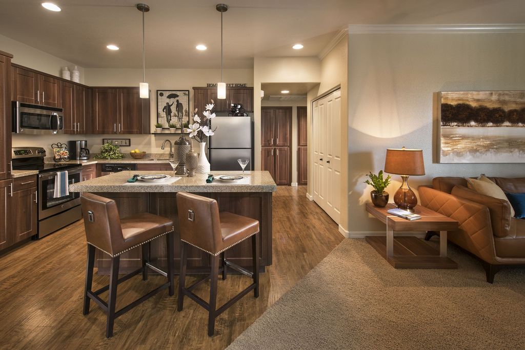 10730 N Oracle Rd, Tucson, AZ 85737