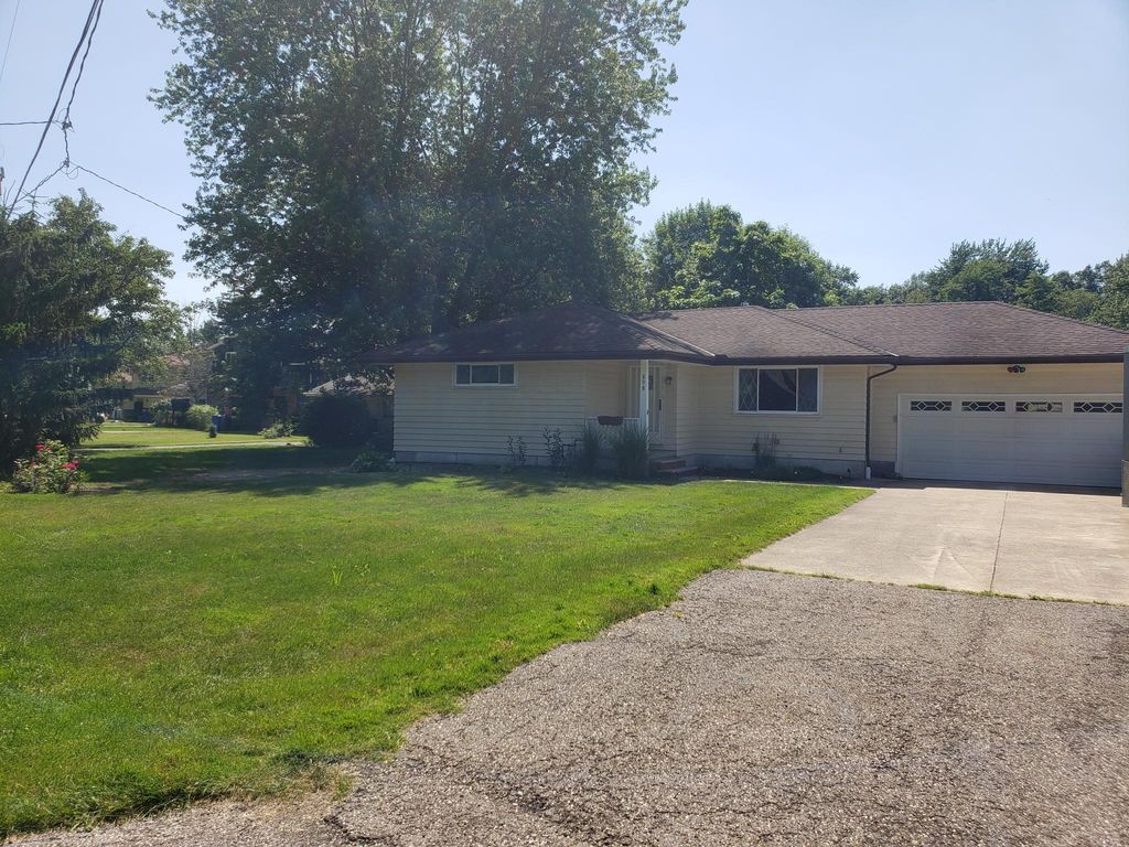 898 East Blvd, Aurora, OH 44202 Trulia