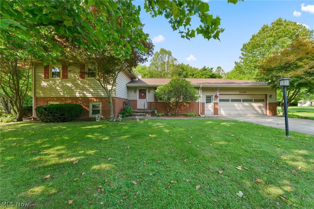 2345 Westview Dr, Cortland, OH 44410 Trulia