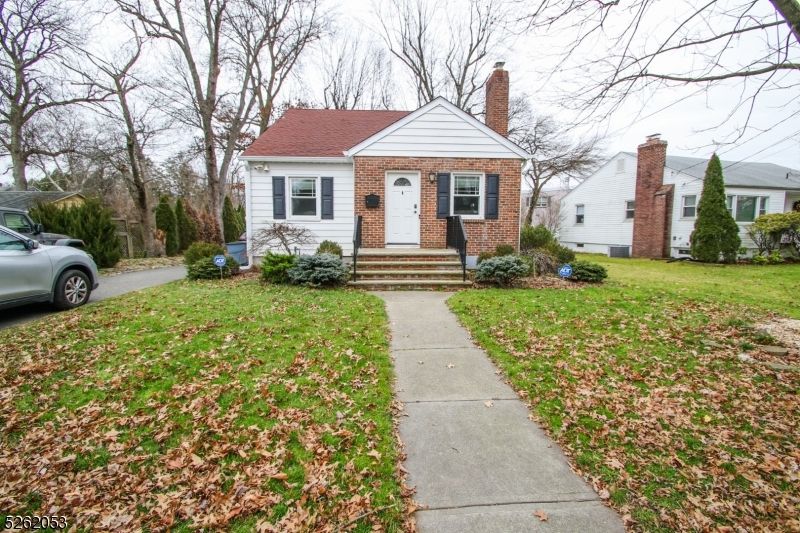 99 Caldwell Pl, Springfield, NJ 07081 See Est. Value, Schools & More