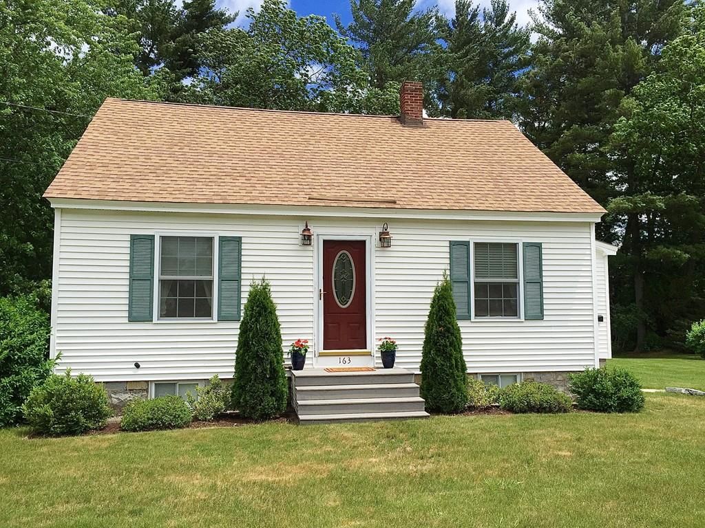 163 Dunstable Rd, North Chelmsford, MA 01863