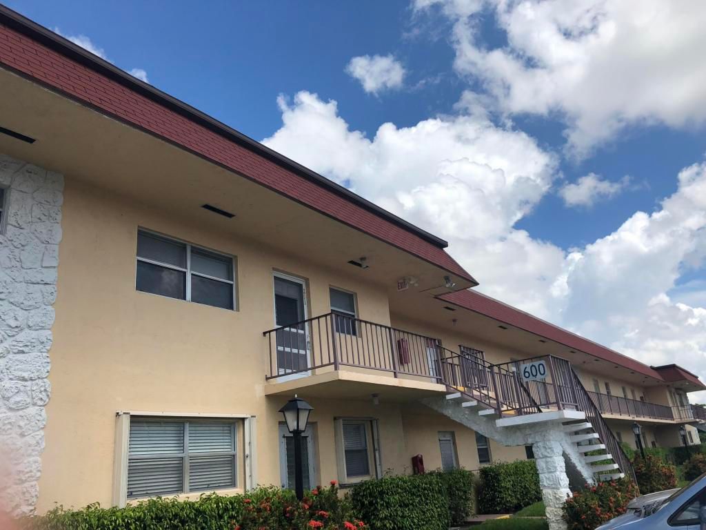 201 Oxford Pl #600, West Palm Beach, FL 33417