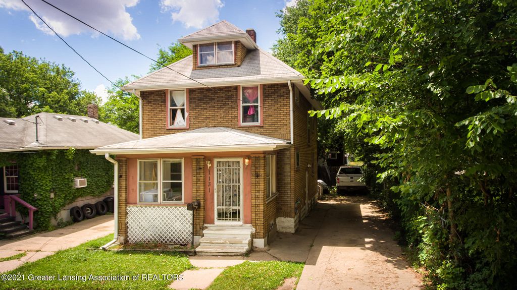 1131 Farrand St, Lansing, MI 48906
