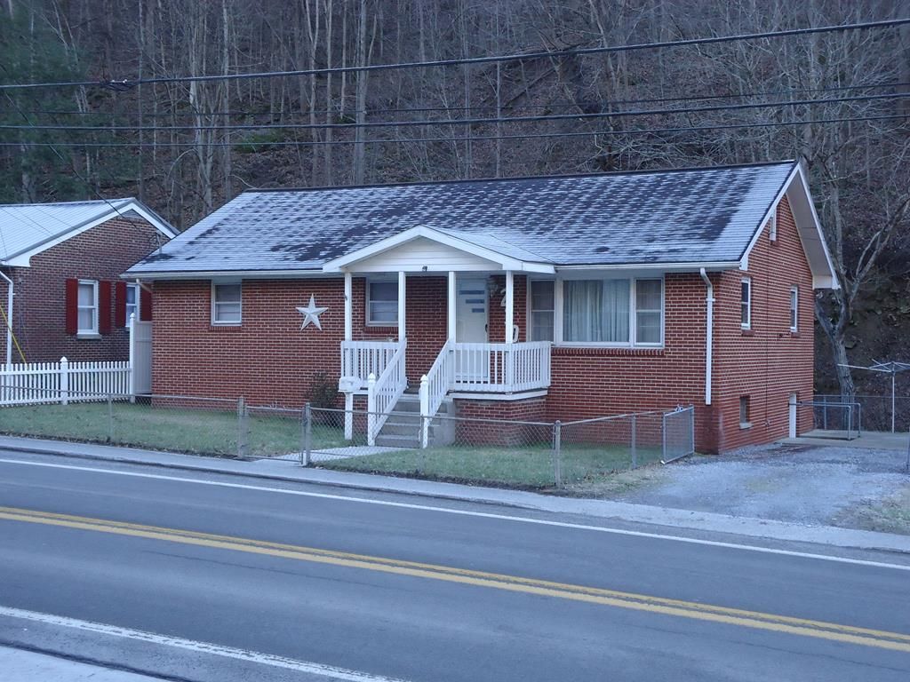 290 Stewart St, Welch, WV 24801 Trulia